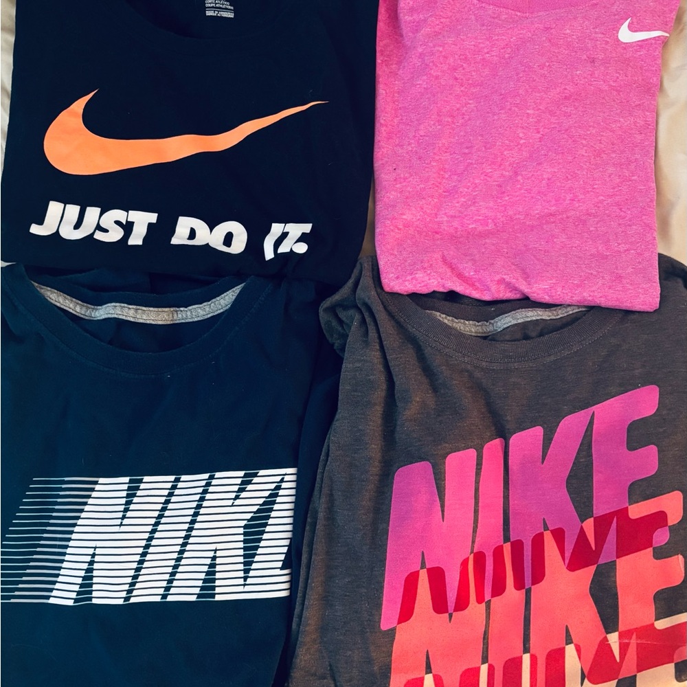 Nike Ladies Short Sleeves t bundle